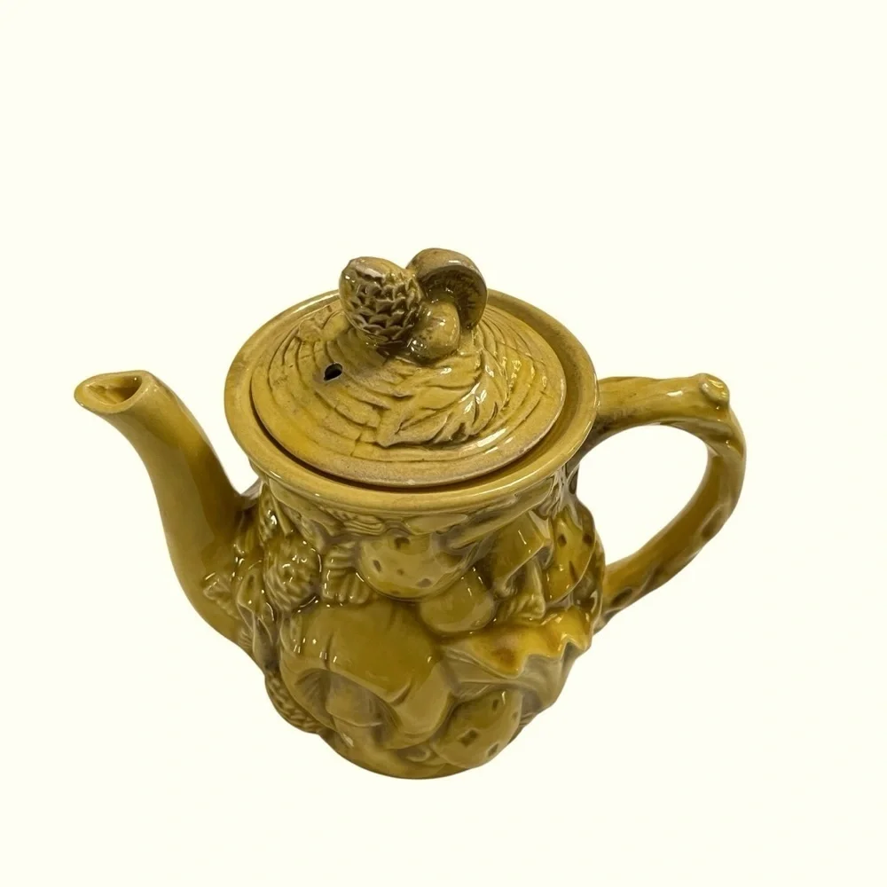 VTG Japanese Yellow Ceramic Mushroom Tea Pot